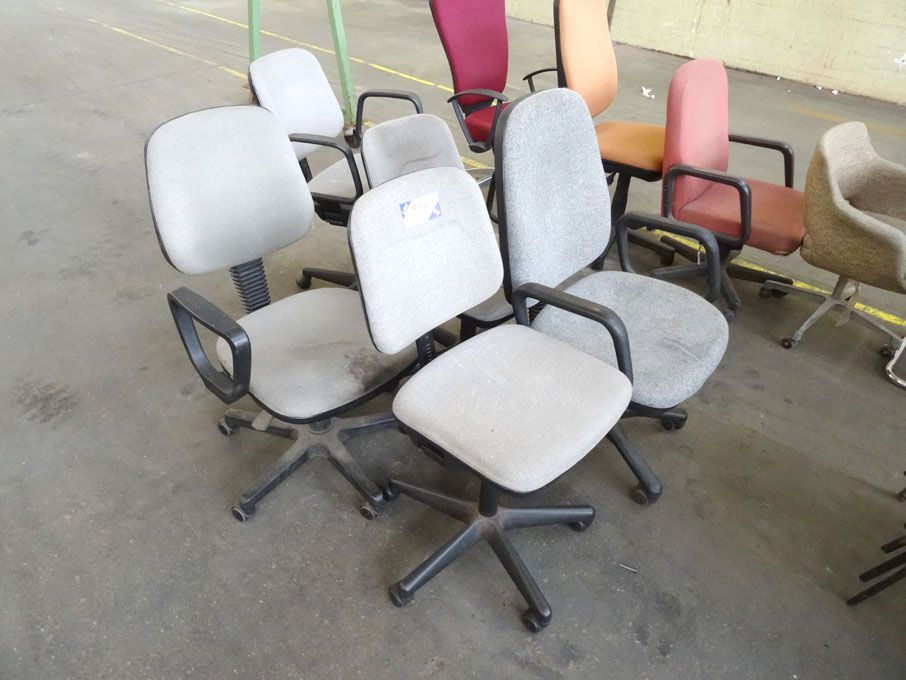 Qty grey upholstered office chairs