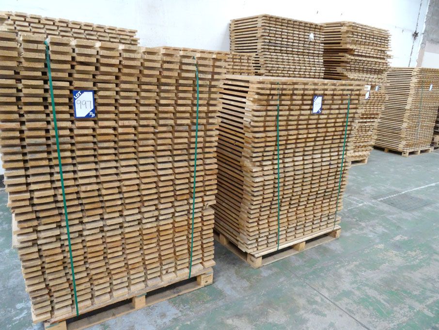 Qty pallet racking boards to fit 800mm wide rackin...