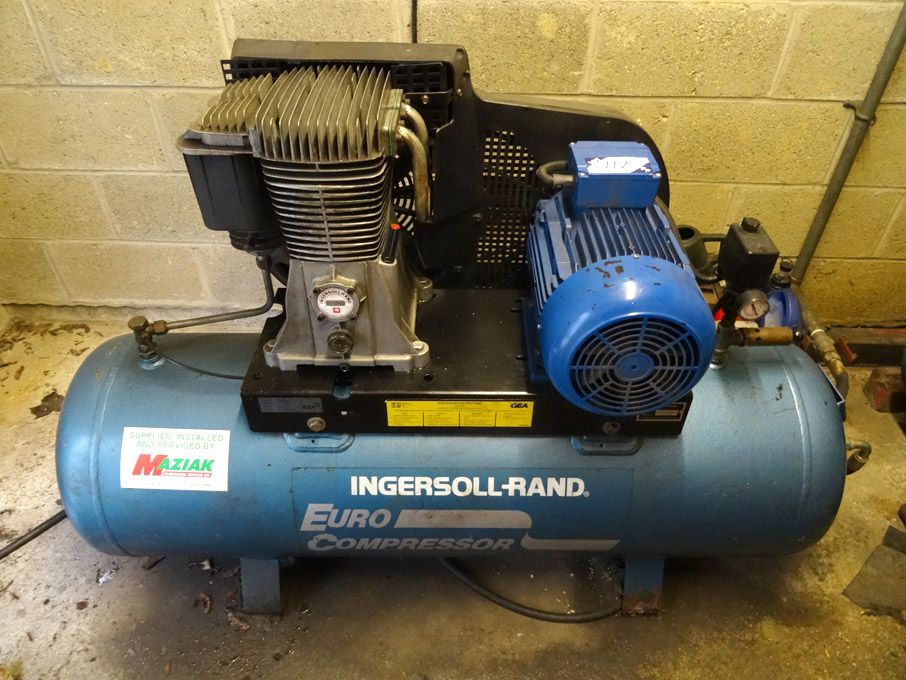 Ingersoll Rand Euro compressor on 250ltr air recei...
