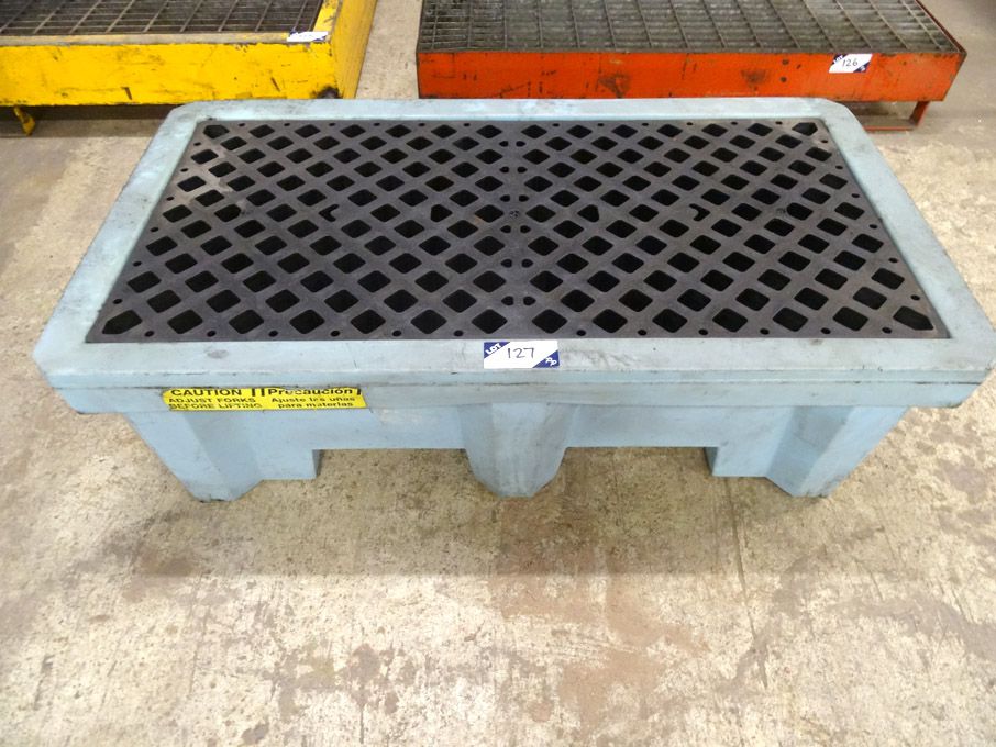1340x730mm forkable plastic drip tray