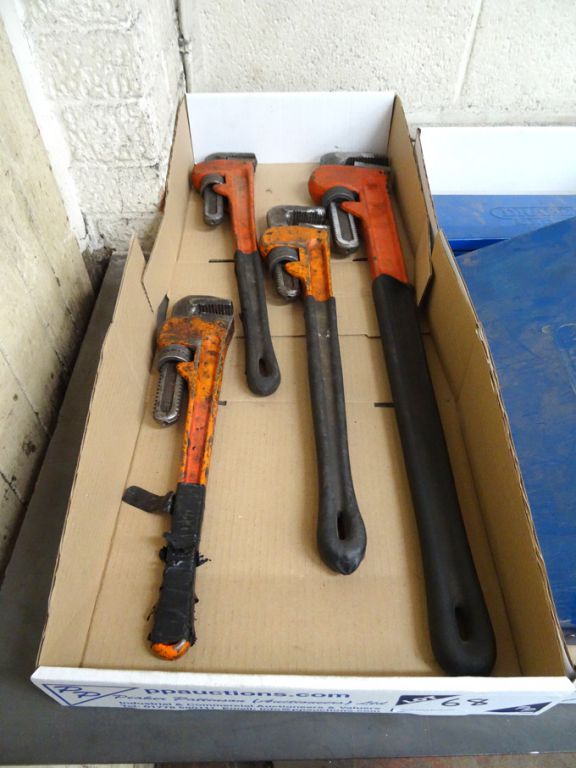 4x various sized Stillsons