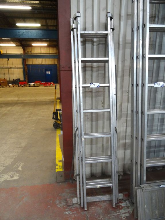 Zarges Favorit triple extendable aluminium ladder