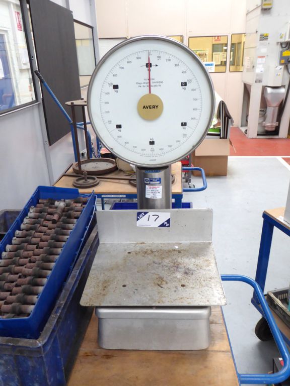 AMEND: Avery 15kg capacity scales