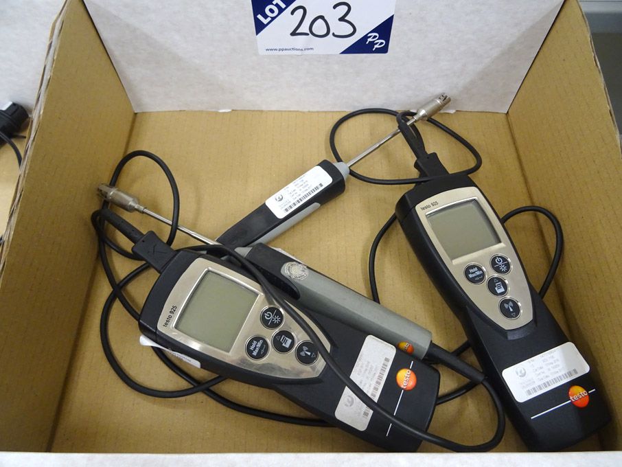 2x Testo 925 digital thermometers - Lot located a...