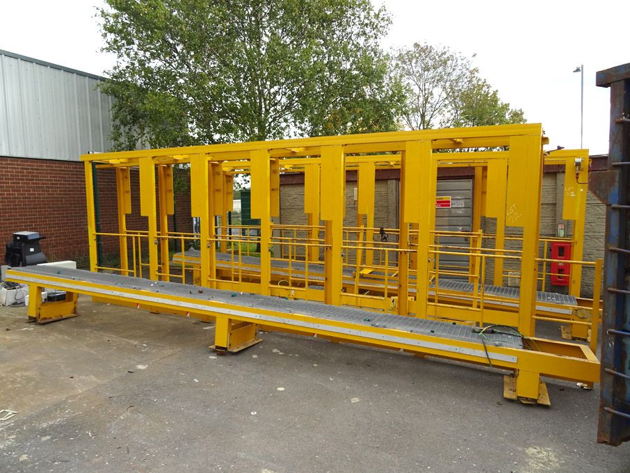 20 station gantry for acetylene tanks - Lot locat...