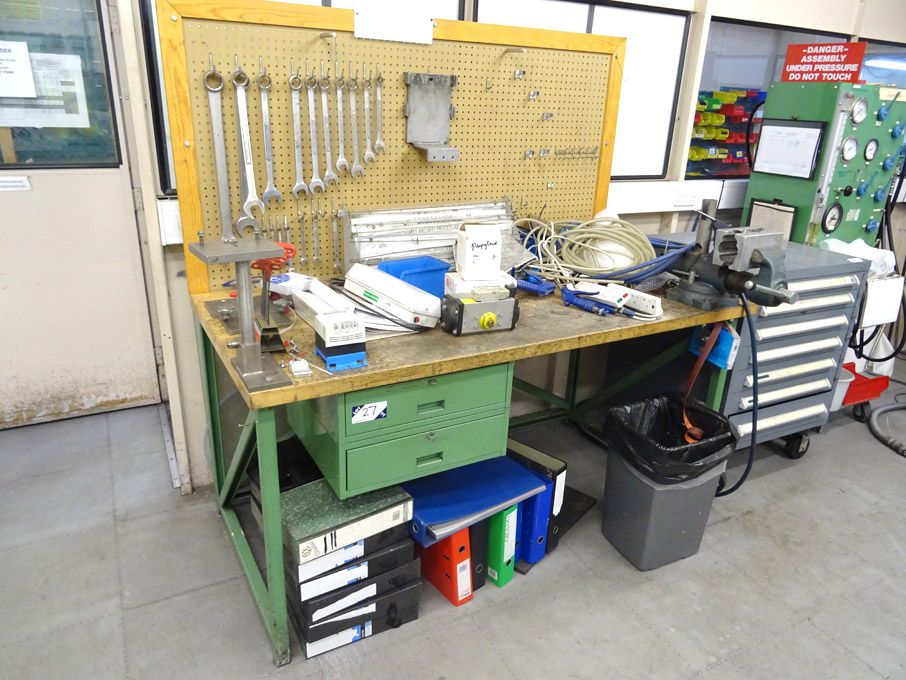 72x36" metal frame workbench with bench vice - Lo...