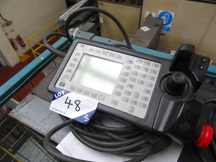 ABB 3HNE 00311-1 robot teach pendant - Lot locate...