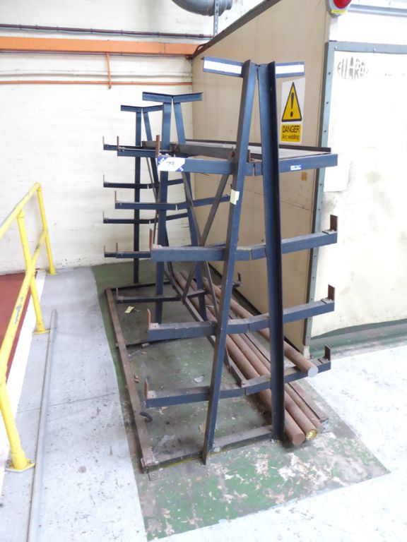 AMEND: Heavy duty metal double sided bar rack, 255...