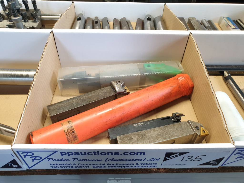 Qty various tip turning tools