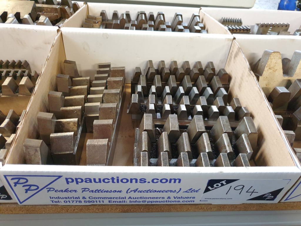 Qty various Sunderland circular cutters inc: 0.98C...