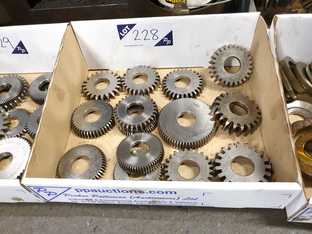 Qty various modular disc cutters inc: 3", 4MOD, 3M...