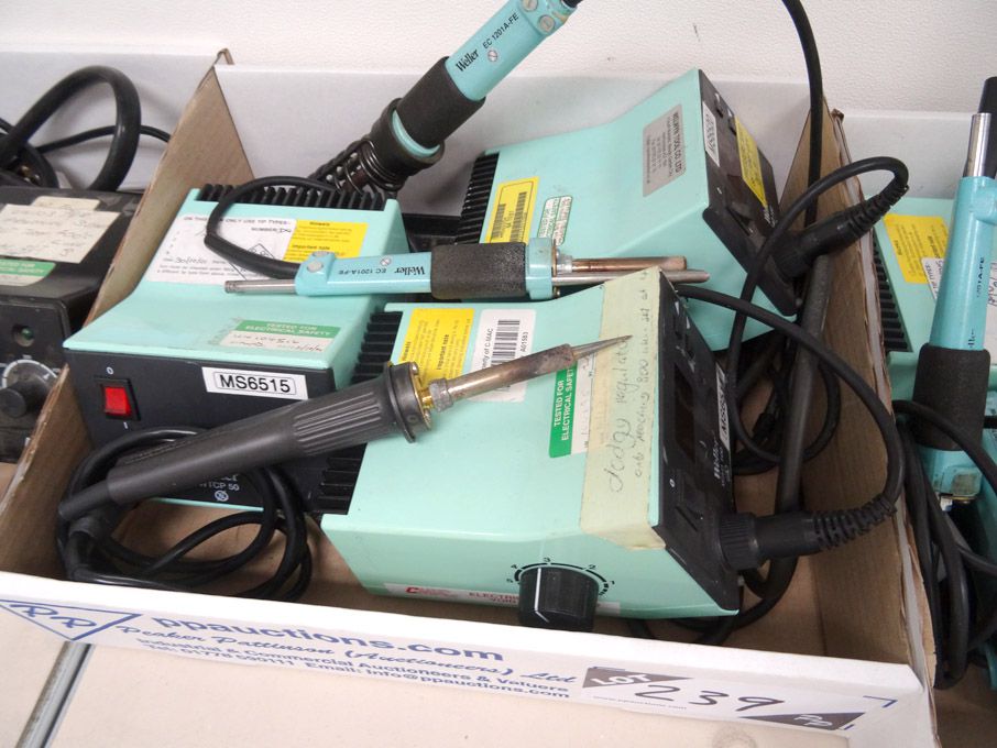 2x Weller Wad100 & Weller WTCP50 soldering station...