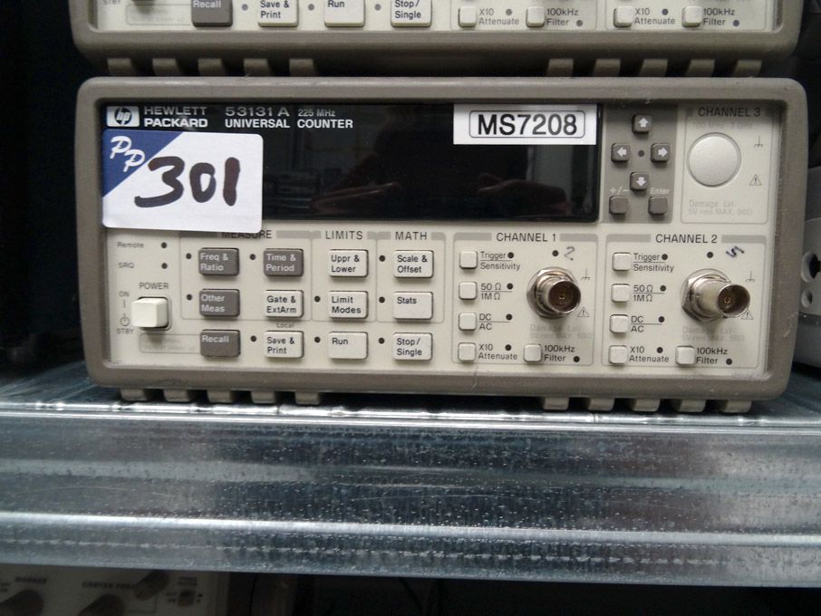 HP 53131A 225MHz universal counter