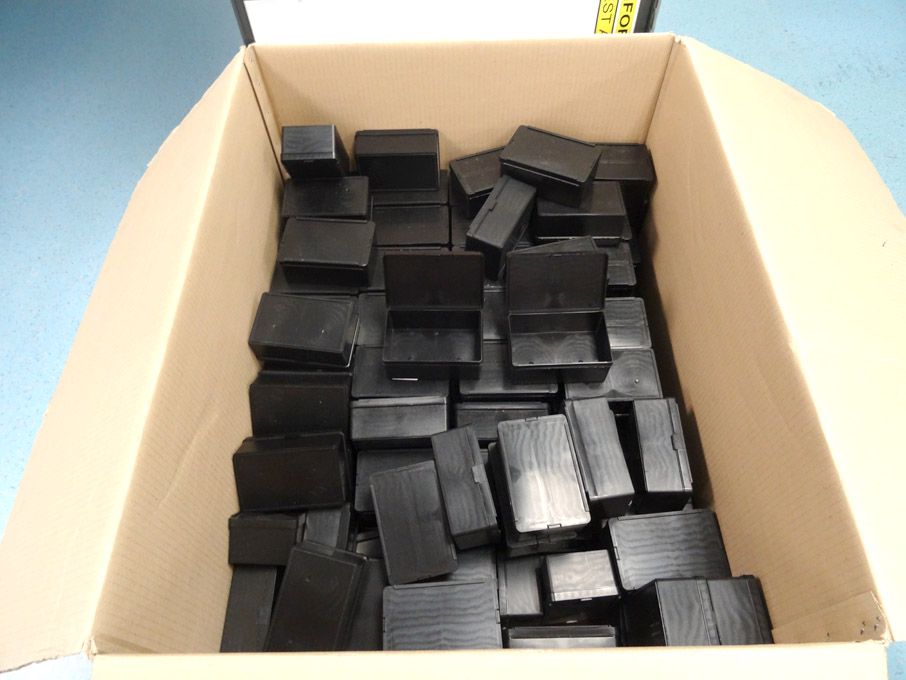 Qty black plastic anti static storage boxes, 140x9...