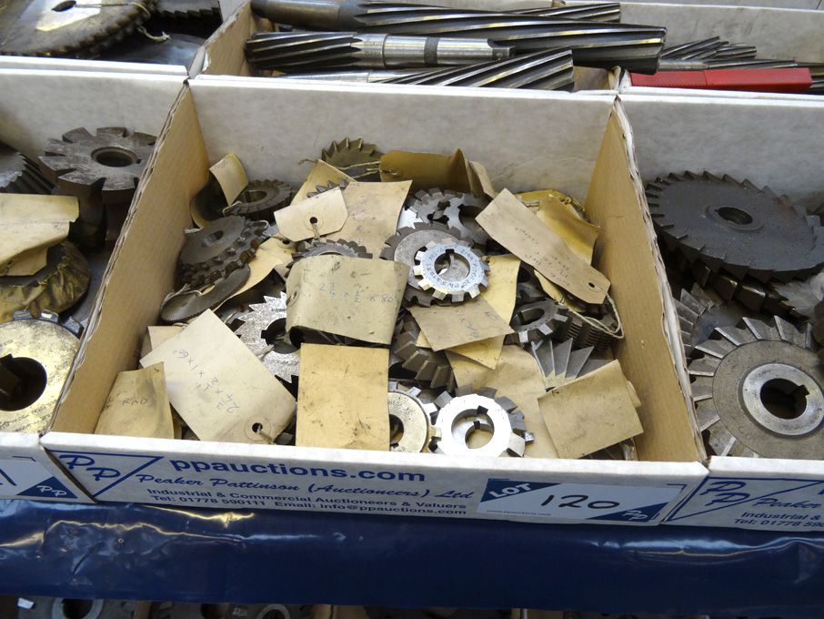 Qty various side & face milling cutters to 4" appr...