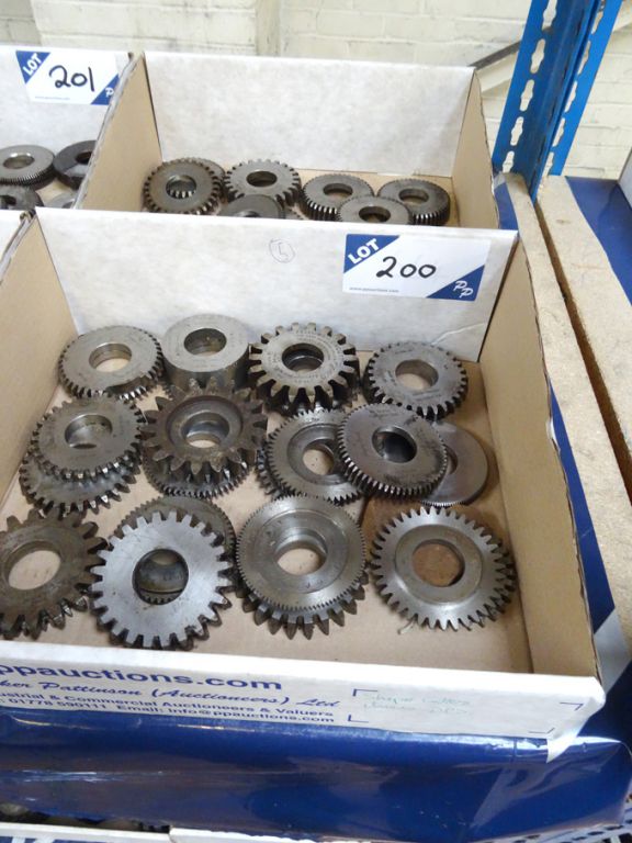 Qty various 3" helical shaping cutters & 3" shapin...