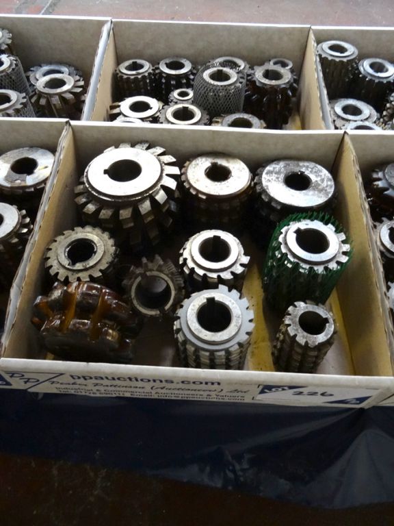 Qty various spline gear hobs etc in 2 boxes - lot...