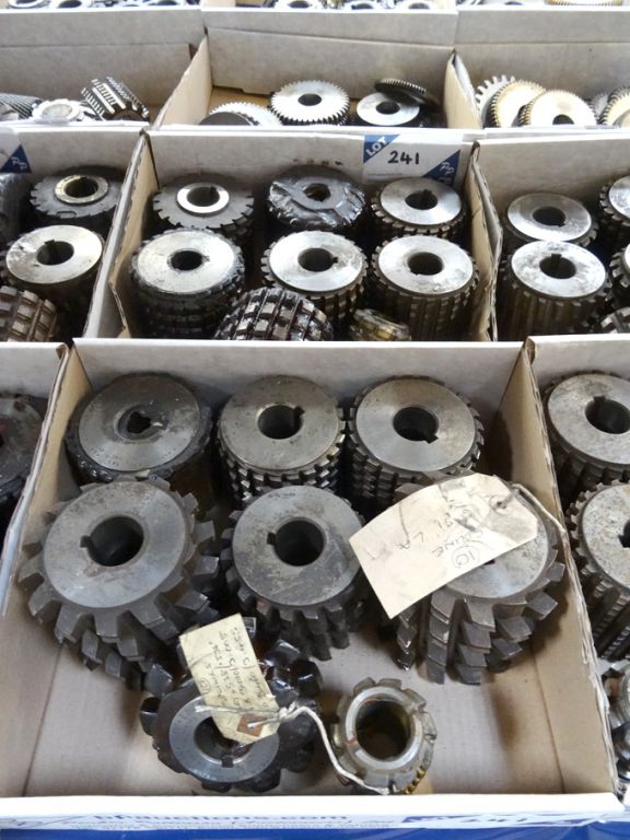 Qty various spline gear hobs in 2 boxes - lot loca...
