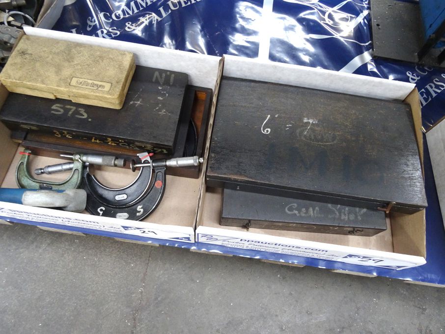 Qty Moore & Wright, Mitutoyo etc micrometers to 6-...