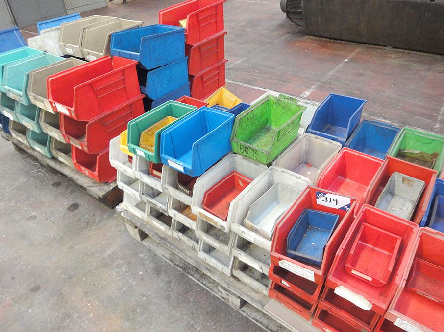 AMEND: Should Read 'Qty plastic storage linbins on...