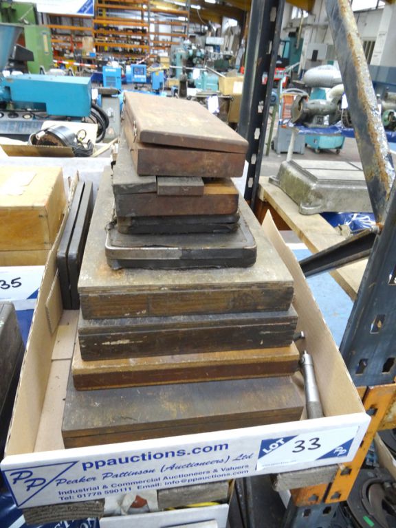 Qty Starrett, Moore & Wright etc micrometers to 6-...