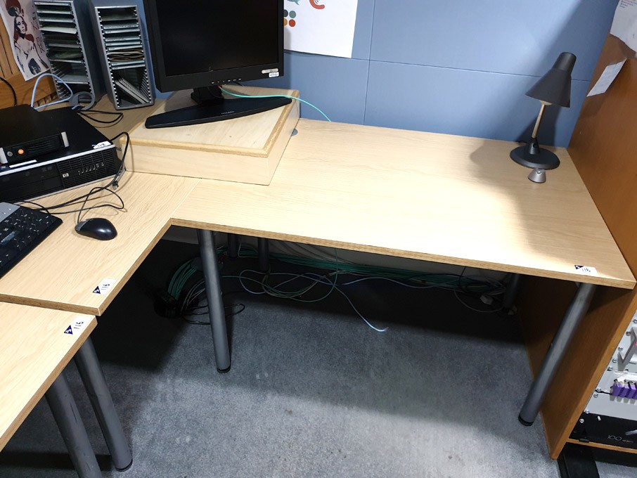 6x light oak office tables, 1200x800mm