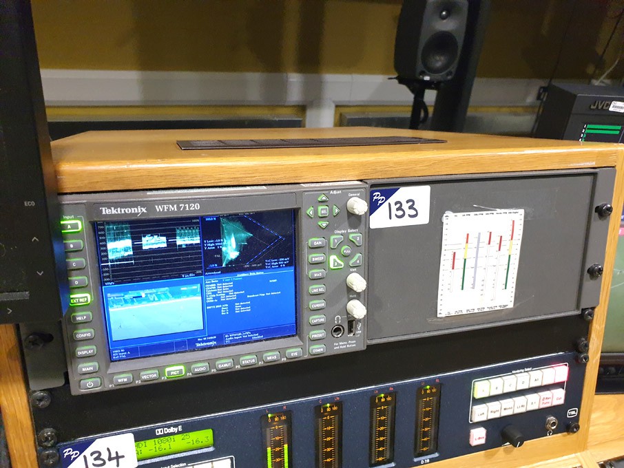 Tektronix WFM7120 multi-standard multi-format wave...