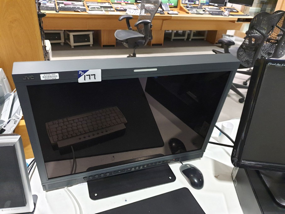 JVC DT-V24L3D LCD Multi-format monitor