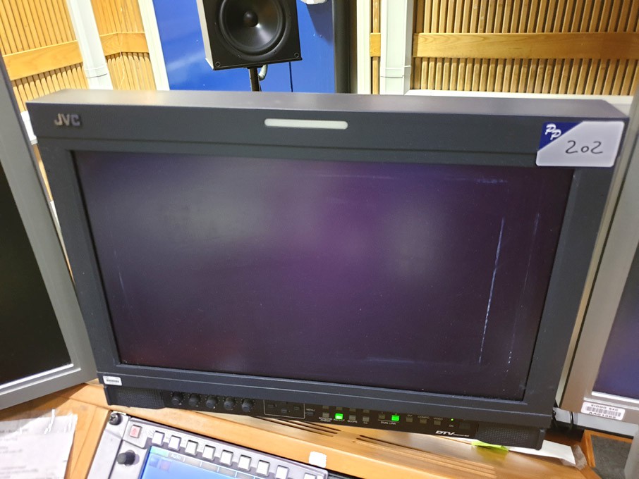 JVC DT-V17G1EAT multi format LCD monitor