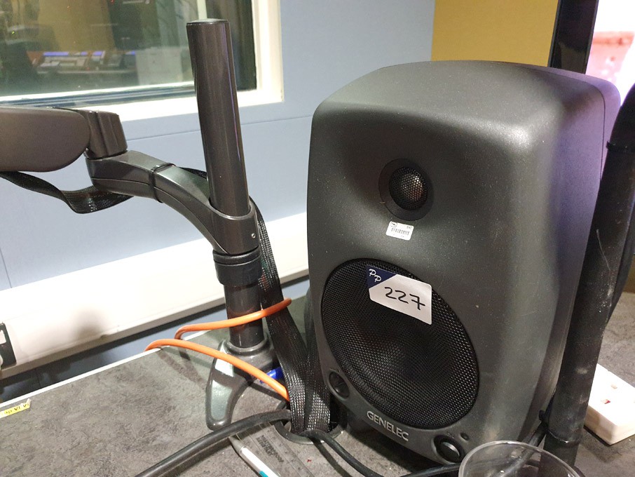 2x Genelec 8030A bi-amplified monitoring speakers