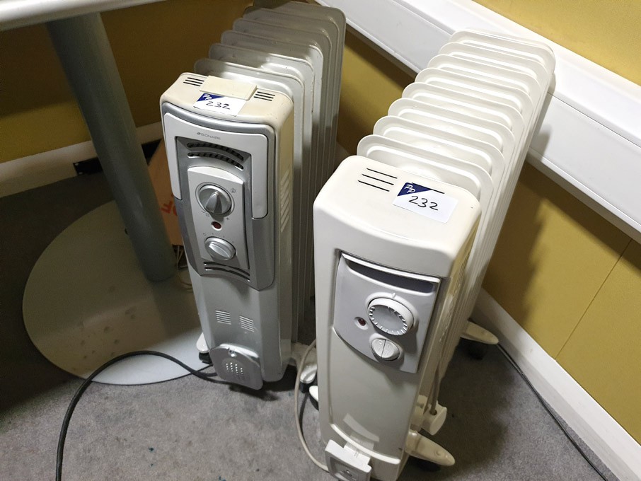 2x freestanding electric oil heaters