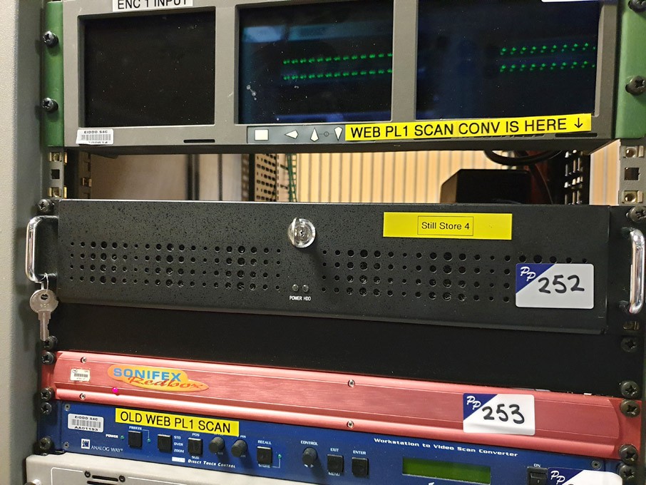 3x ASUS rack type playout serves with HP Compaq El...