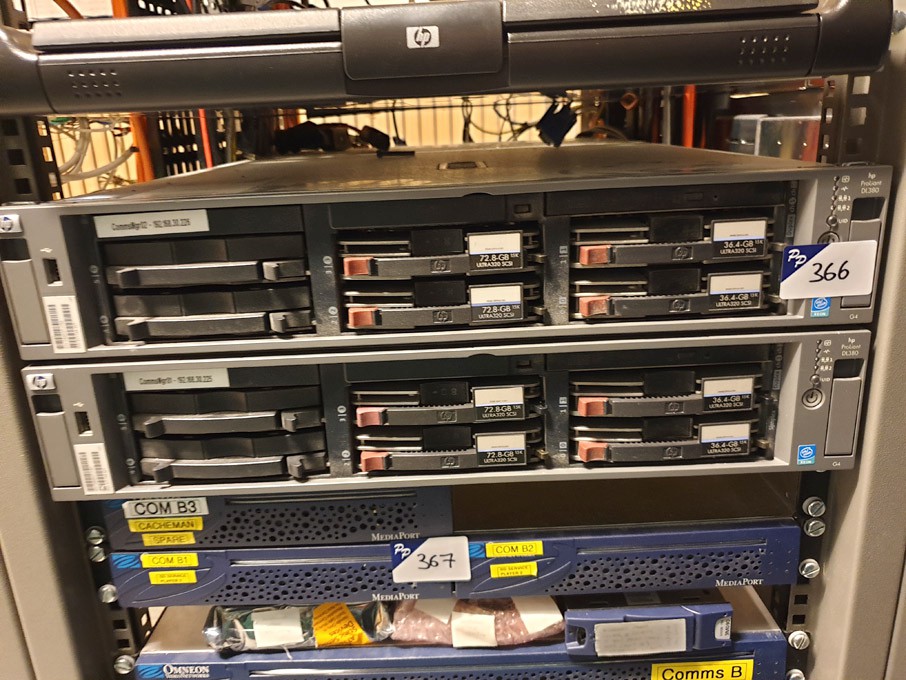 2x HP Proliant DL380 Intel Xeon servers