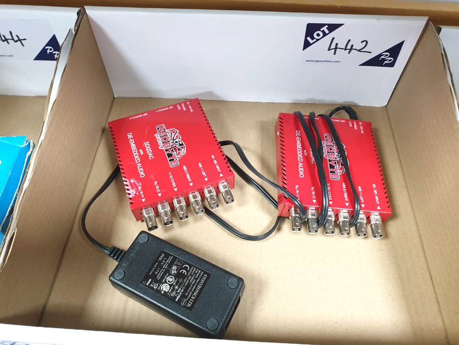 2x Redbyte Design SD12 DAC with DE-Embedded audio...