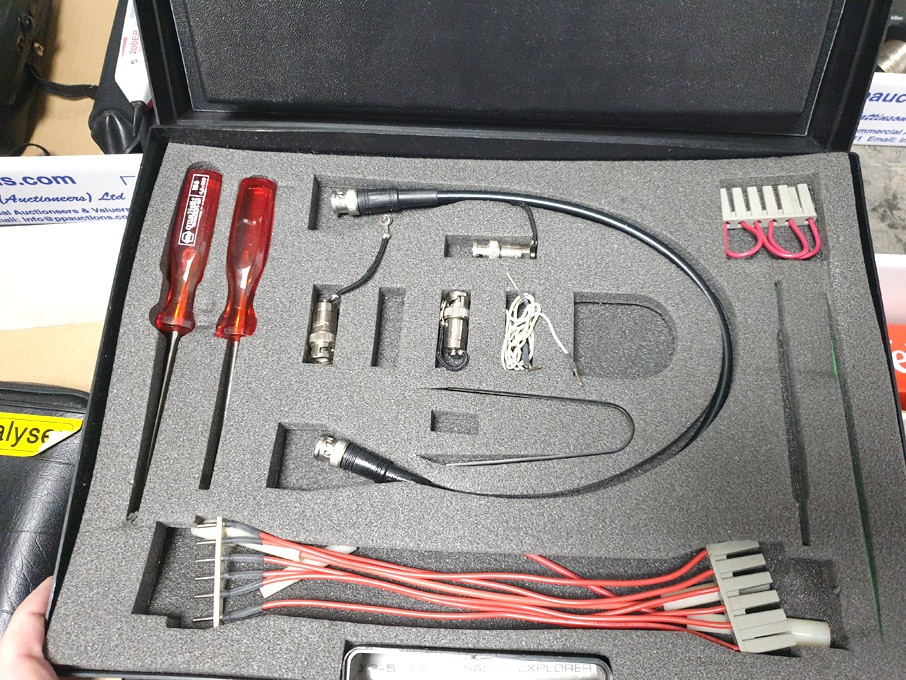 Barco video & communication service kit in carry c...