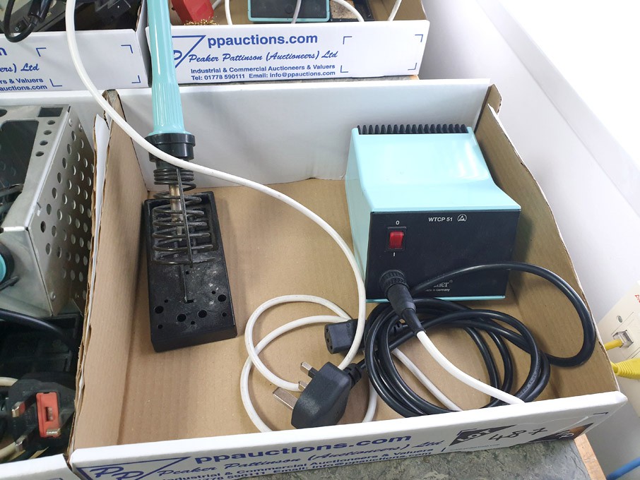 Weller WTCP 51 solder station