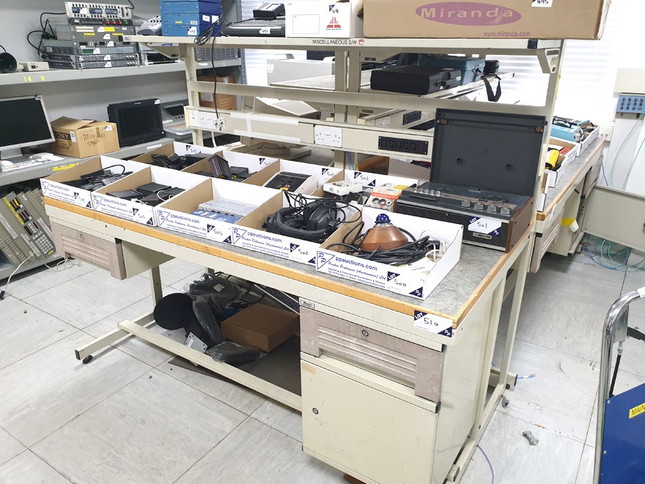 Kaymar 1800x910mm electronics workbench with socke...