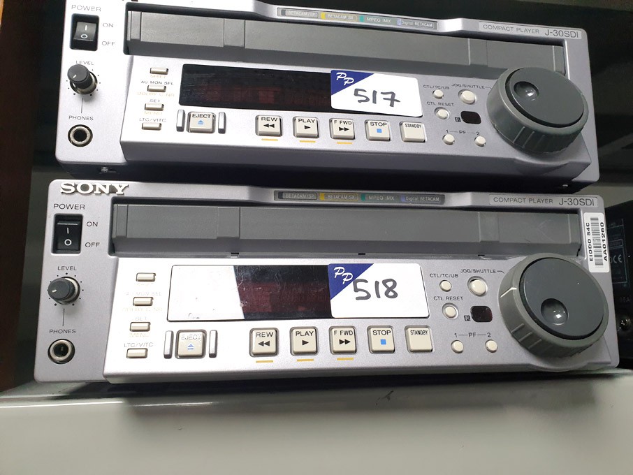 Sony J-30SDi compact player