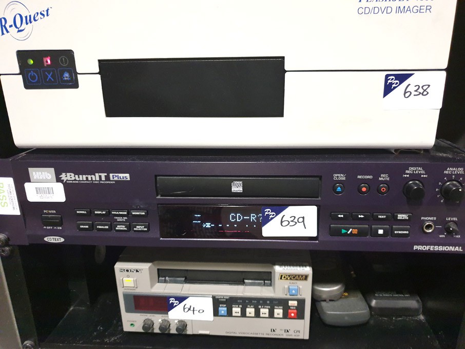 HBB (Burn it Plus) CDR-830 compact disk recorder