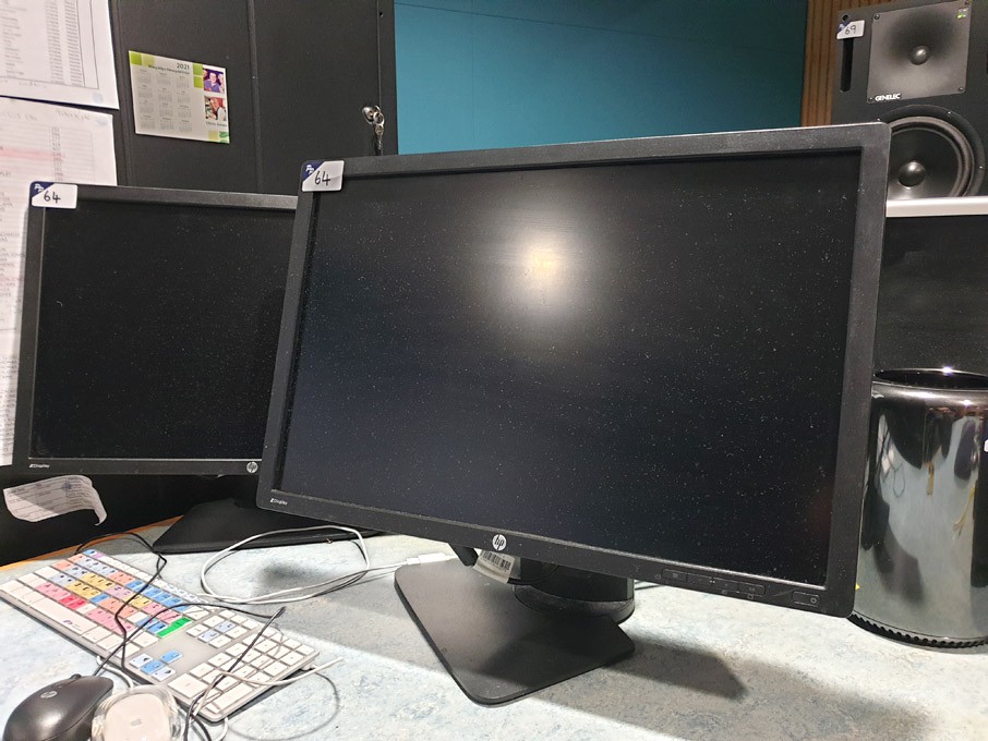 2x HP Z24i 24" 24" LCD colour monitors
