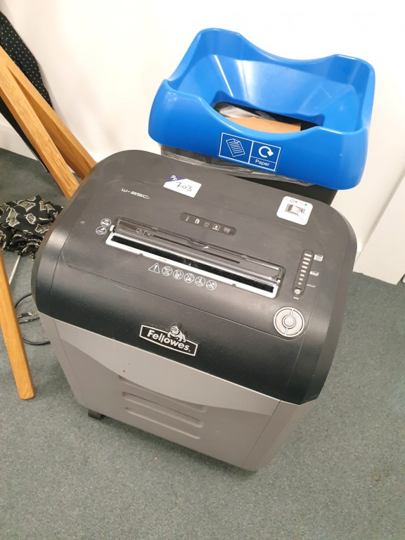 Fellowes W-25ci paper shredder