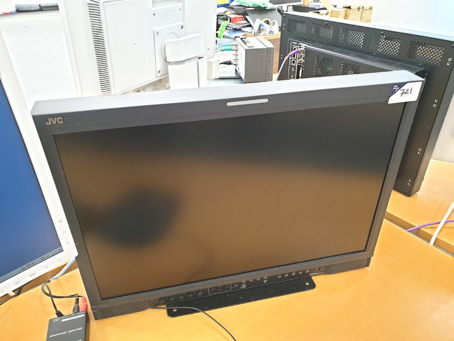 JVC DT-R24L41D LCD multi format monitor (2016)