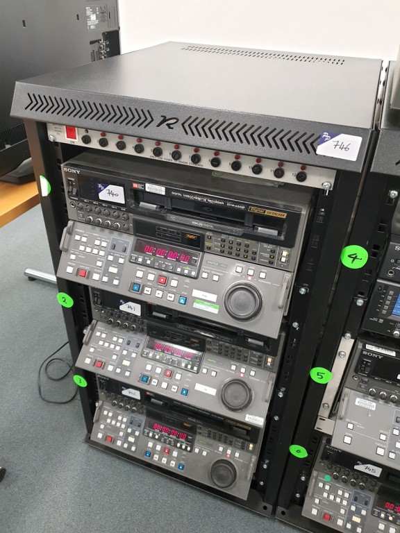 Black metal studio component rack, 550x1000x600mm