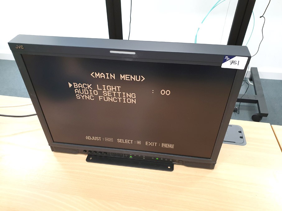JVC DT-R24L41D LCD multi format monitor (2016)