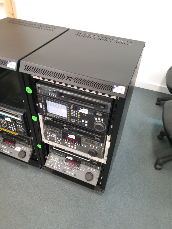 Black metal studio component rack, 550x1000x600mm