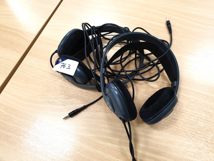 2x Bayerdynamic DT23I Pro headphones