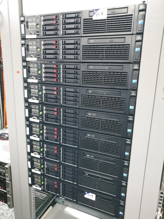 9x HP Proliant DL380 G6 rack type servers (de...