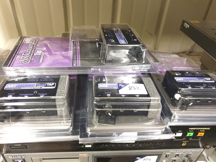 5x Art headphone tap (unused)