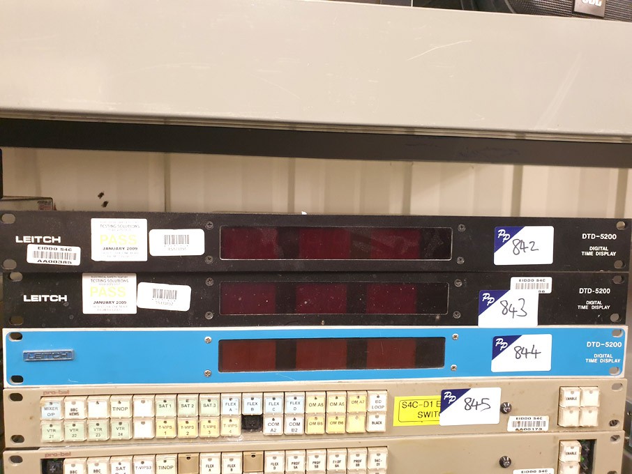 Leitch DTD-5200 digital time display