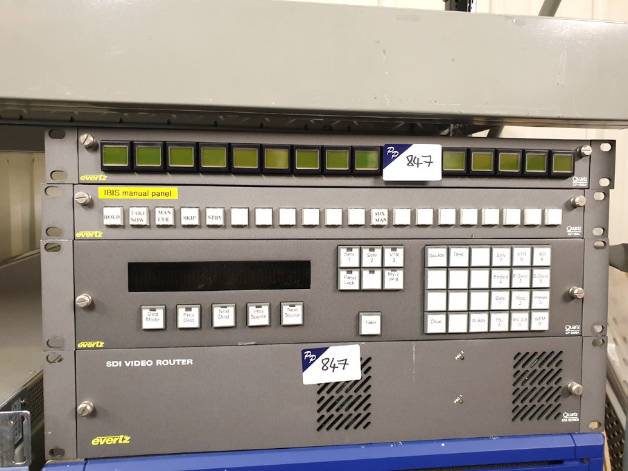 Evertz Q32 SDi video router, CP-3200A, CP-1604, CP...